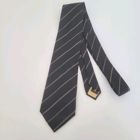 Nino Cerruti Other - Nino Cerutti Men's Neck Tie Black Stripped Wool Designer Quality Necktie